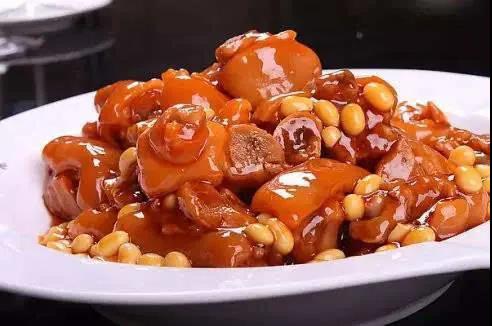 黃豆燉豬蹄