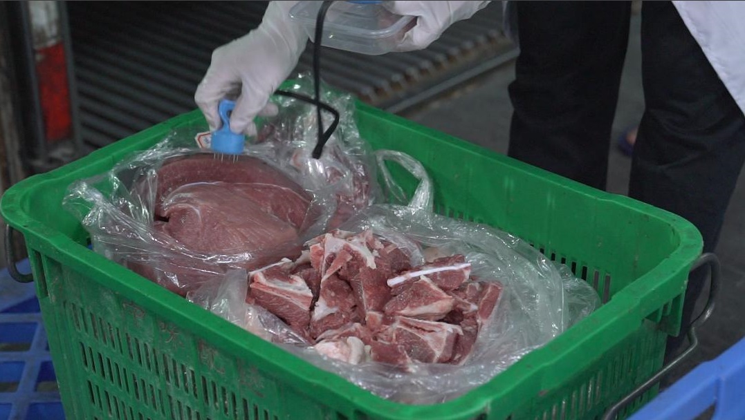 豬身上的章怎么這么難洗？不小心蓋到身上該怎么處理？